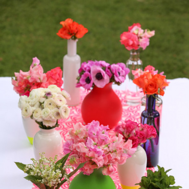 Eclectic vases and bright table runner!