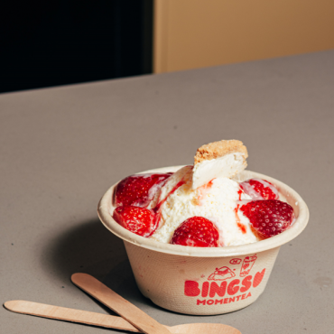 Strawberry Cheesecake Bingsu is the best for all season